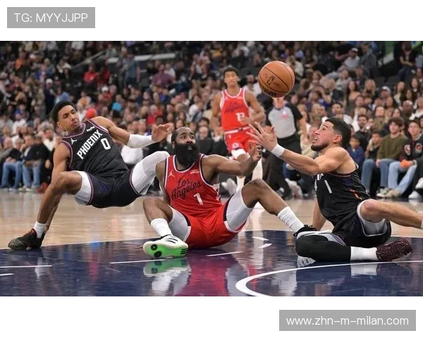 快船团队在比赛末段保持冷静执行战术